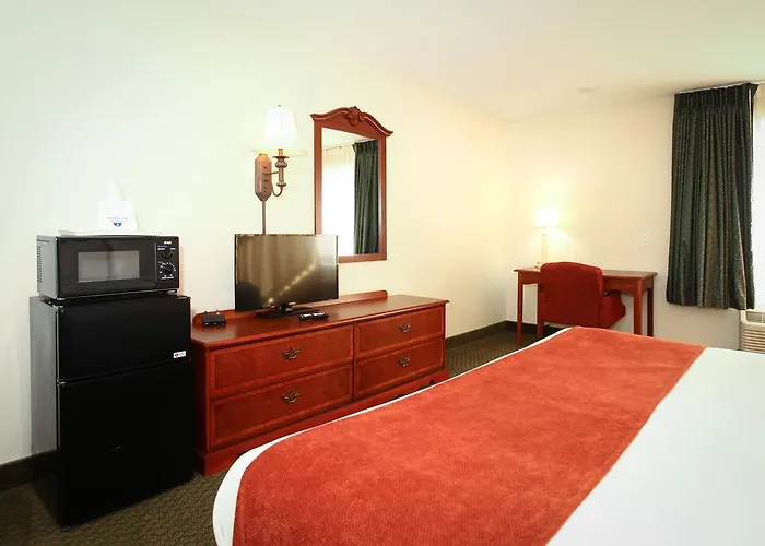 Hotel Econo & St Louis 4*