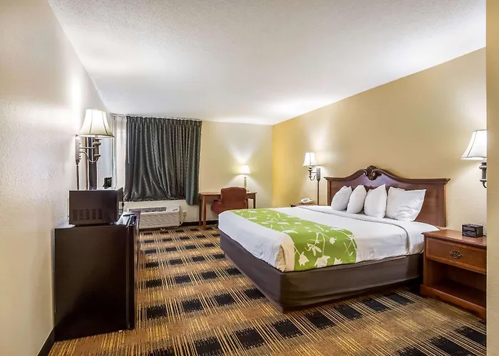 Hotel Econo & St Louis 4*