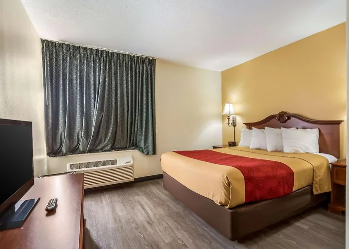 Hotel Econo & St Louis Fairview Heights