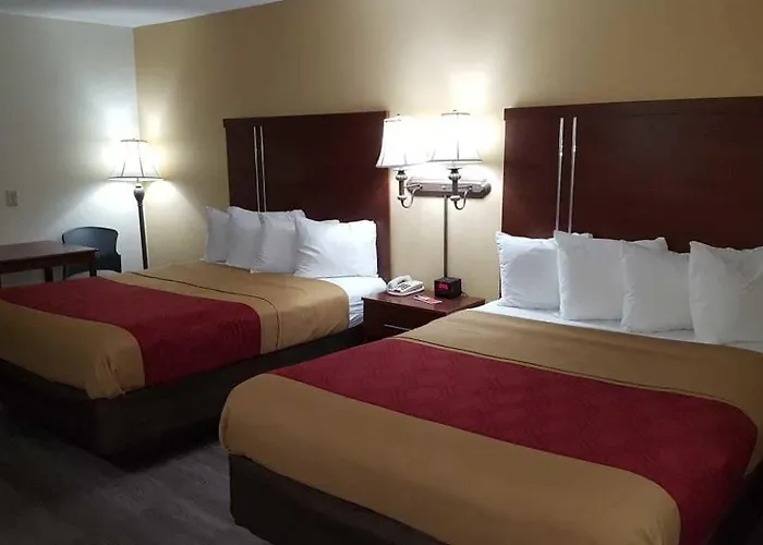 Econo & St Louis 4* Fairview Heights