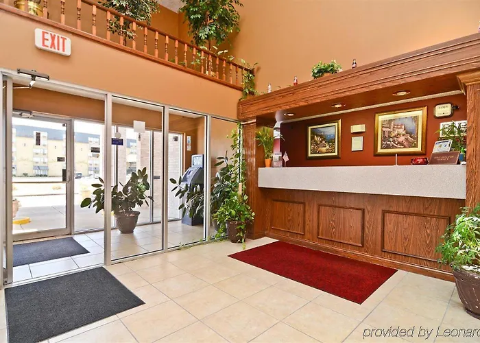 Hotel Econo & St Louis 4*